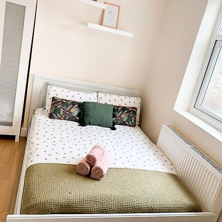 Lovely 3 Bed Apartment In The City Of Londres Exterior foto
