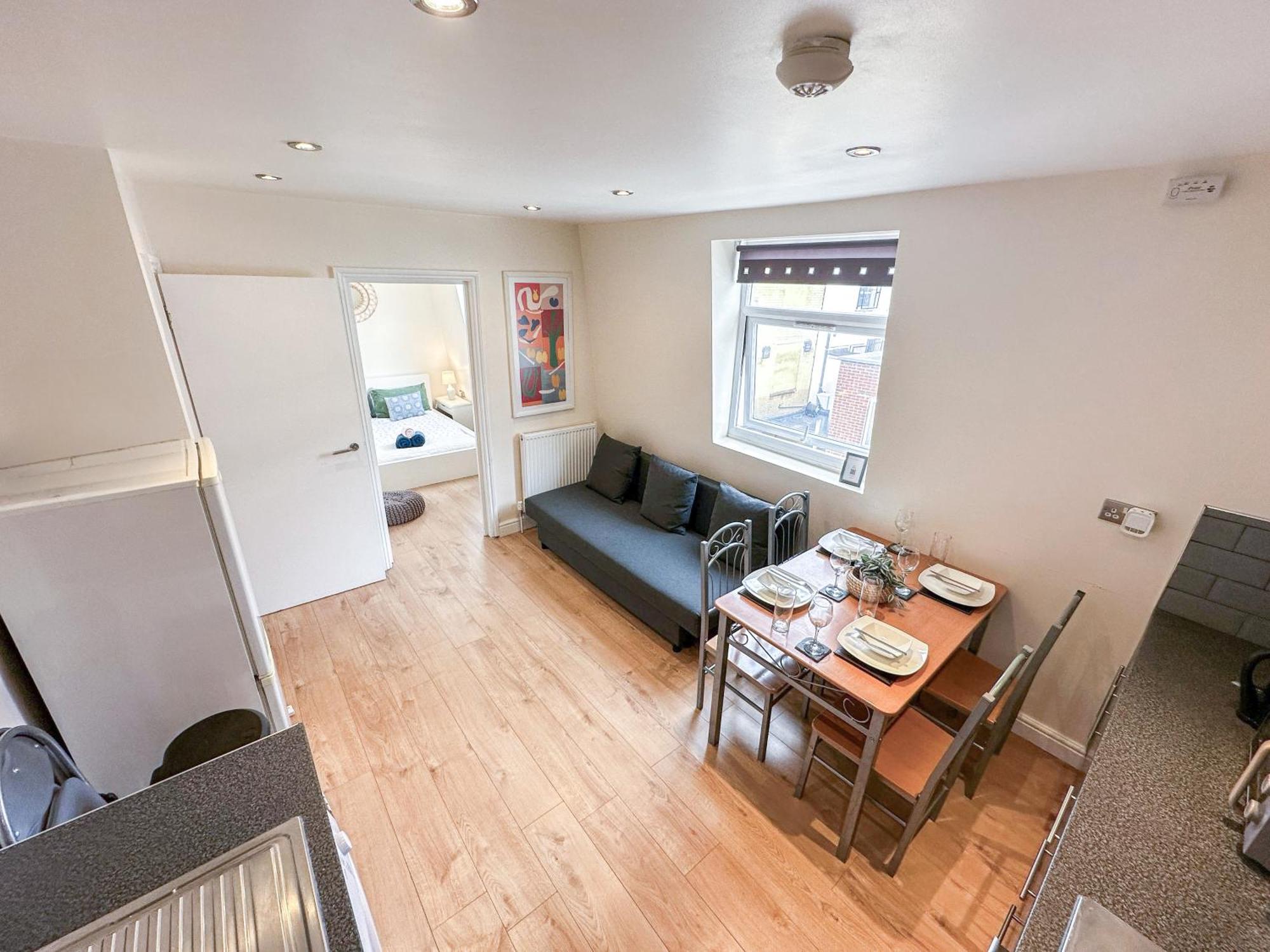 Lovely 3 Bed Apartment In The City Of Londres Exterior foto
