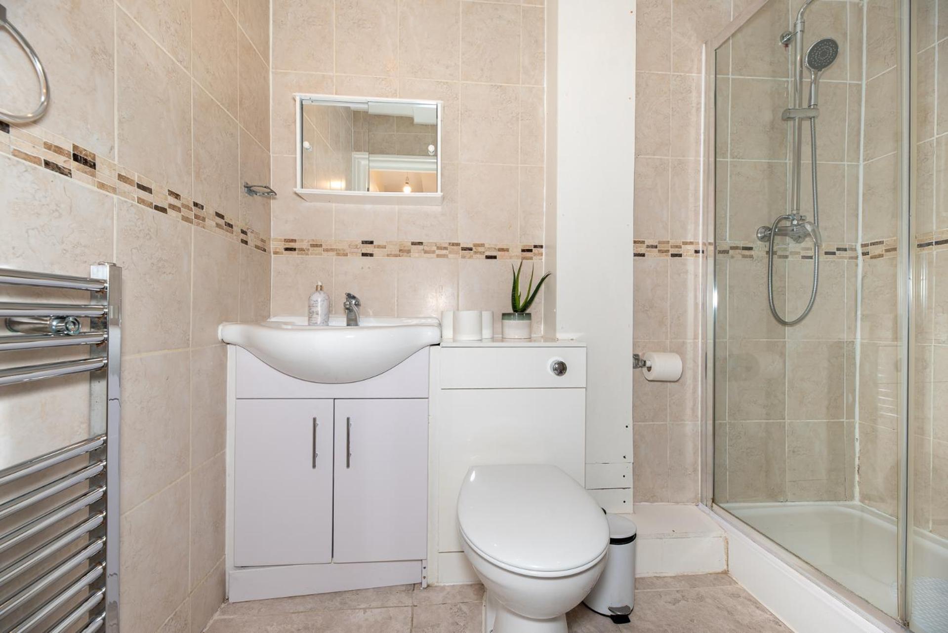 Lovely 3 Bed Apartment In The City Of Londres Exterior foto